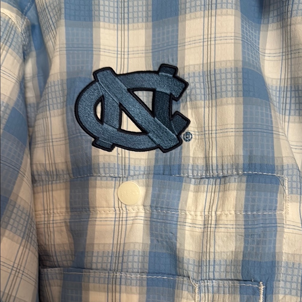 Columbia PFG UNC Button Down Shirt - Picture 3 of 6